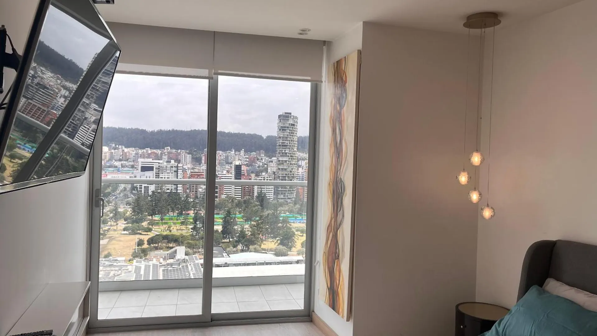 Suite Apartameto 1606 Espectacular Vista La Carolina, Piso 16 One - Quito Ecuador